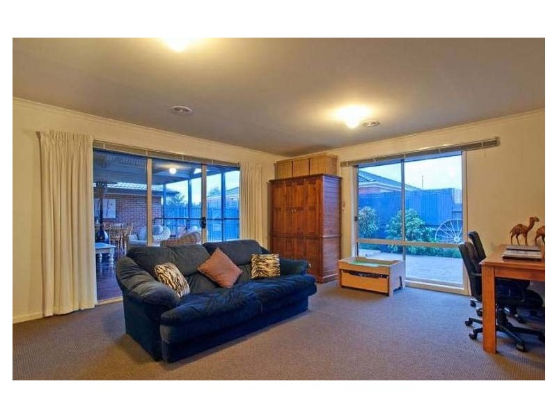 34 Tara Drive, Hastings VIC 3915