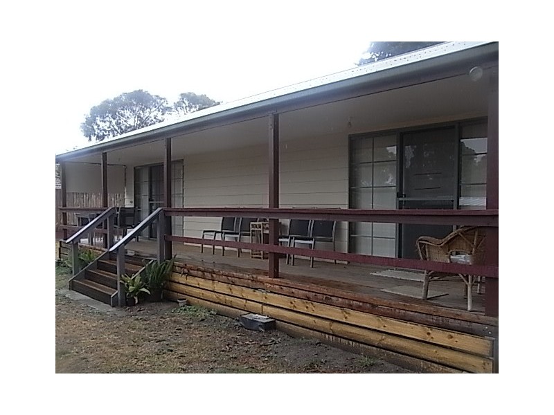 84a Eramosa Road East, Somerville VIC 3912