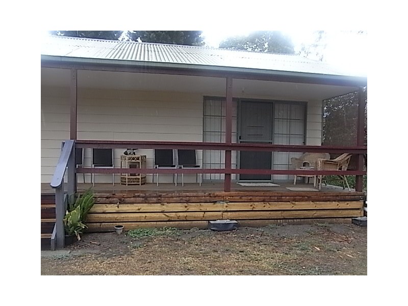 84a Eramosa Road East, Somerville VIC 3912