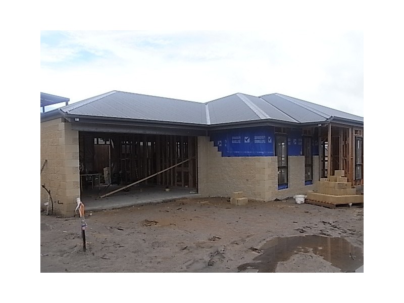 21-23 Central Avenue, Tyabb VIC 3913