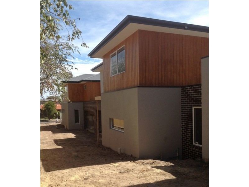 1 & 2/9 Venice Street, Mornington VIC 3931