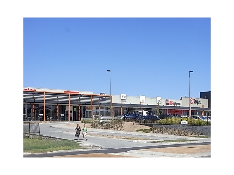 4/28 Eramosa Road West, Somerville VIC 3912