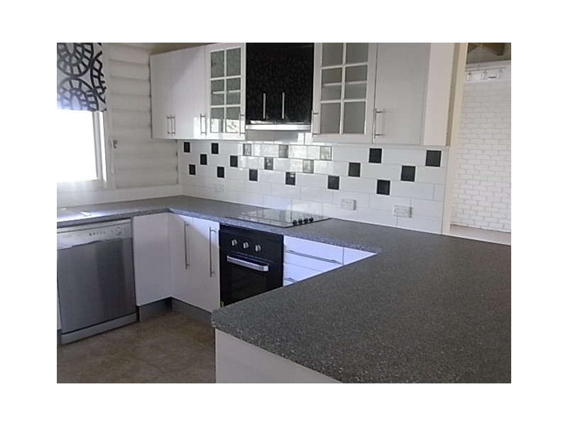 92 Creswell Street, Crib Point VIC 3919