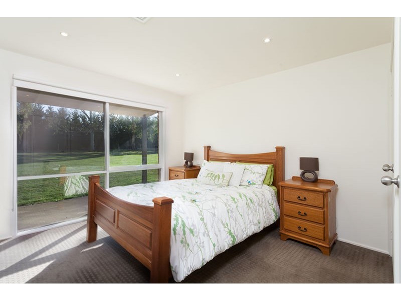 24 Lefroy Lane, Hastings VIC 3915