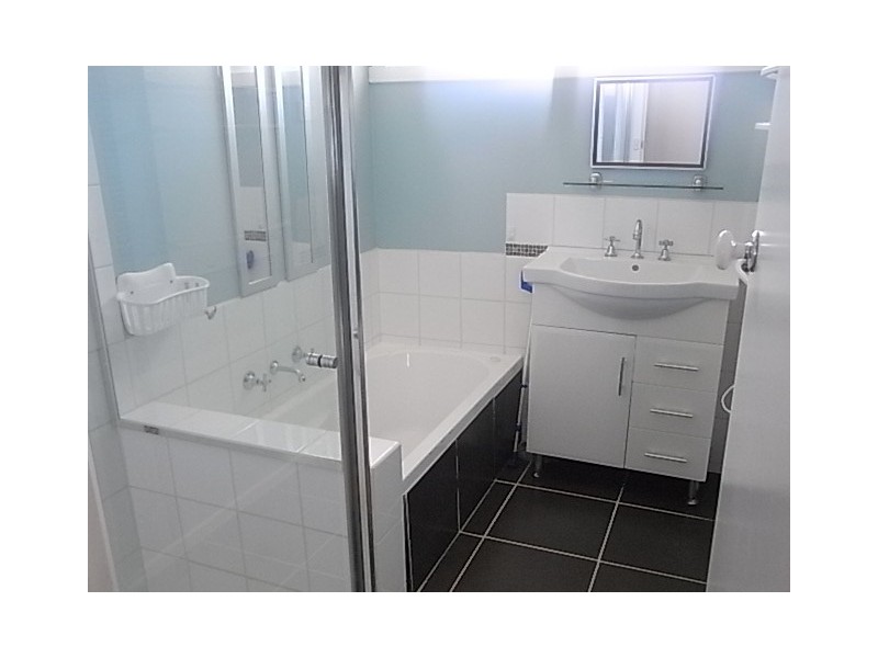 1/14 Martin Street, Hastings VIC 3915