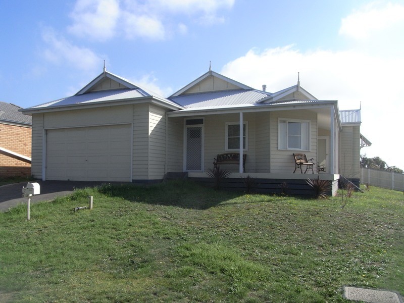 7 Mary Grove, Hastings VIC 3915