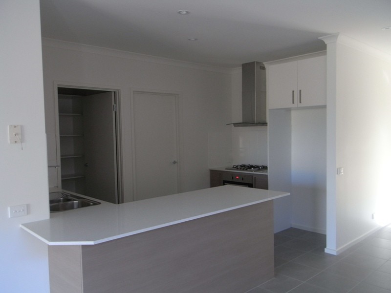 16/1a Annette Court, Hastings VIC 3915