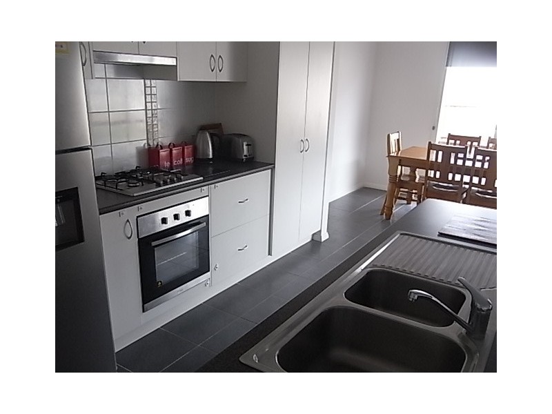 24 Olivia Way, Hastings VIC 3915