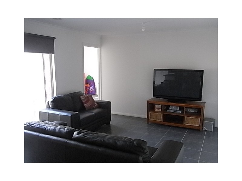 24 Olivia Way, Hastings VIC 3915