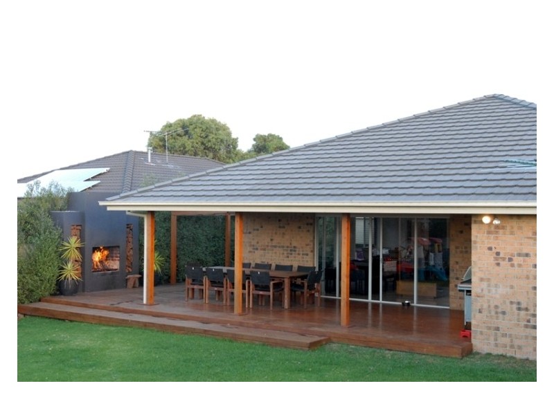 11 Isis Place, Hastings VIC 3915