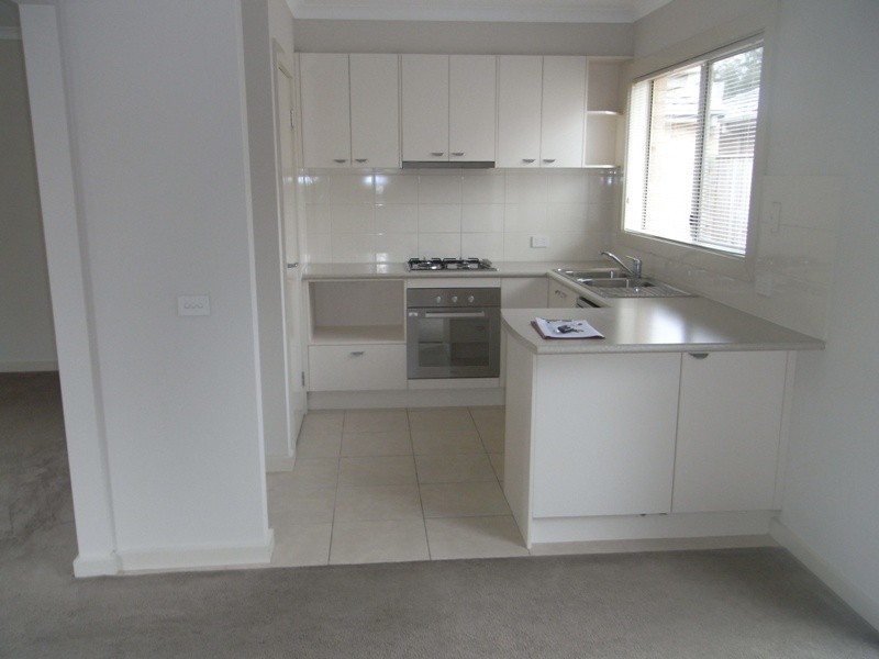 2 James Hird Drive, Hastings VIC 3915