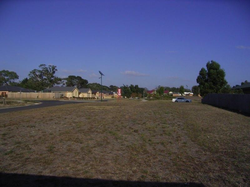 6 Tara Drive, Hastings VIC 3915