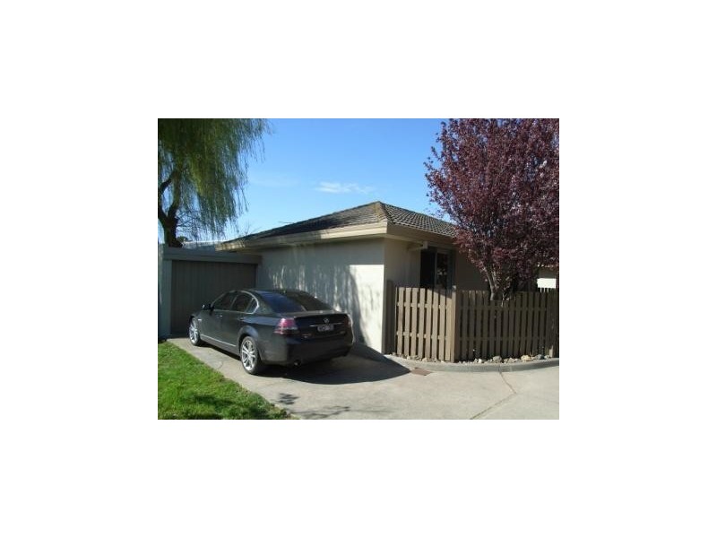 3/14  Martin Street, Hastings VIC 3915