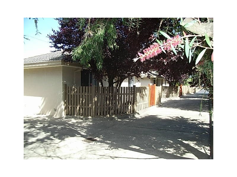 2/14  Martin St, Hastings VIC 3915