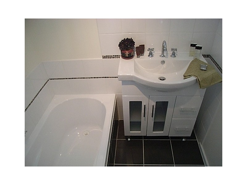 2/14  Martin St, Hastings VIC 3915