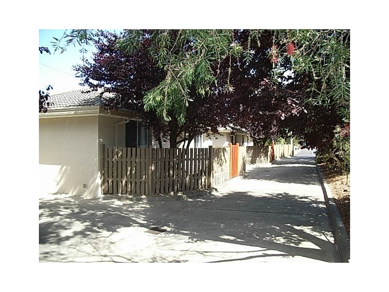 2/14  Martin St, Hastings VIC 3915