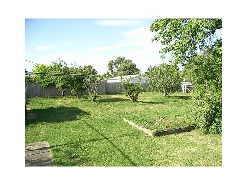 16 & 18 Douglas Street, Hastings VIC 3915