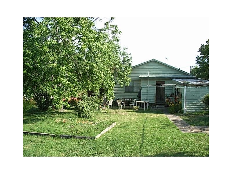 16 & 18 Douglas Street, Hastings VIC 3915