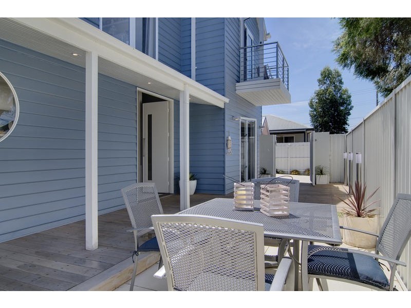 2A  Douglas St, Hastings VIC 3915