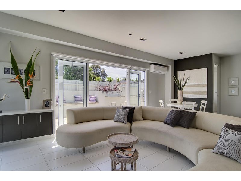 2A  Douglas St, Hastings VIC 3915