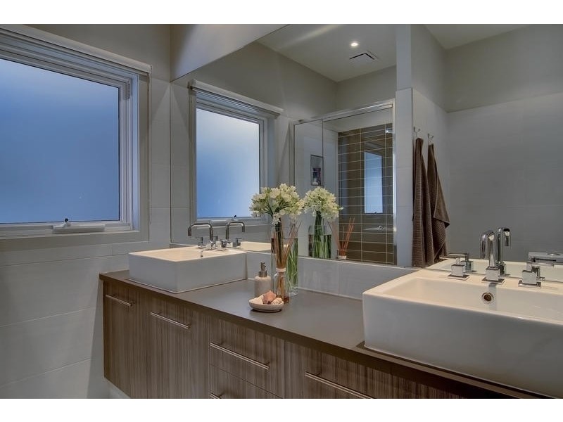 2A  Douglas St, Hastings VIC 3915