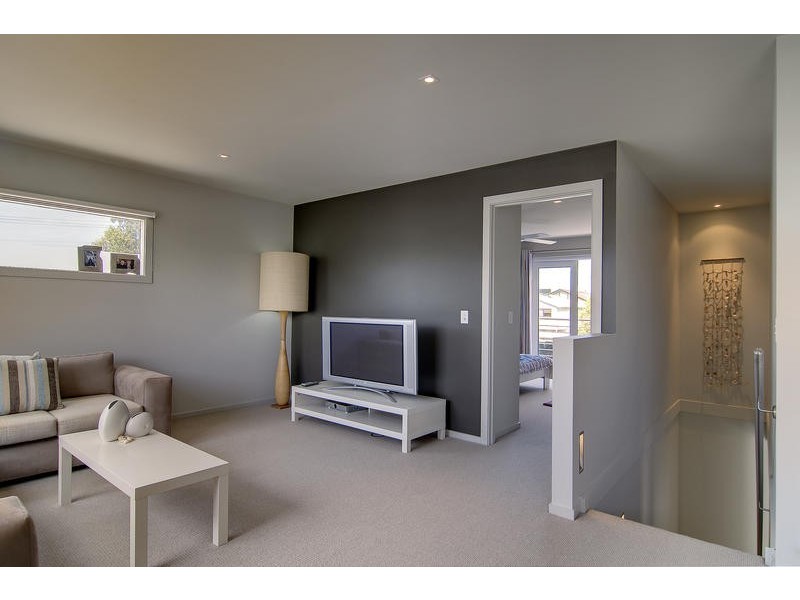 2A  Douglas St, Hastings VIC 3915