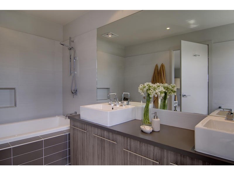 2A  Douglas St, Hastings VIC 3915