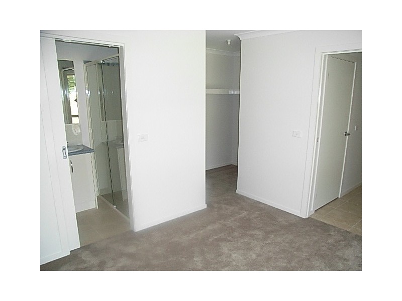 16B  Edward Street, Hastings VIC 3915