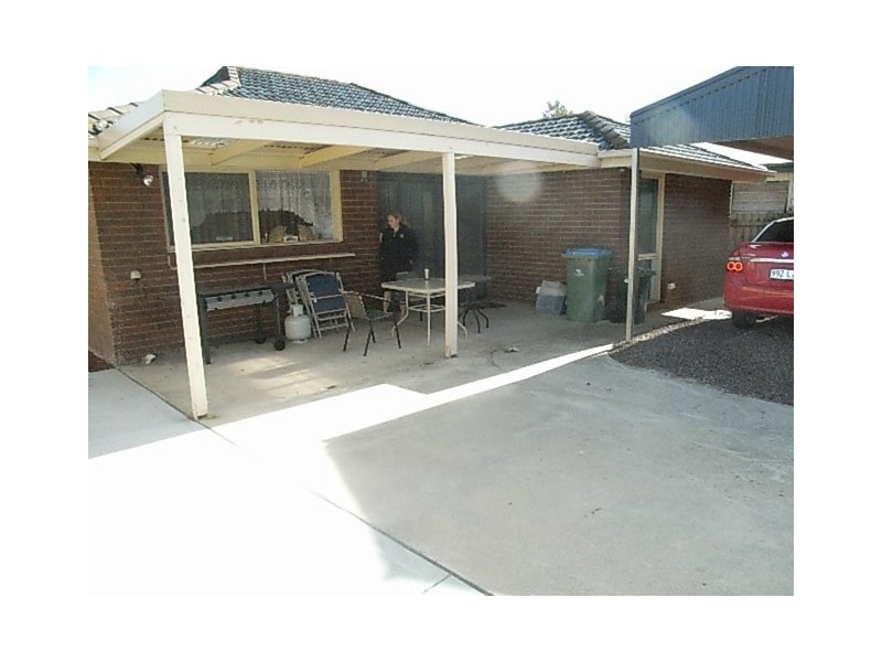 16 Edward Street, Hastings VIC 3915