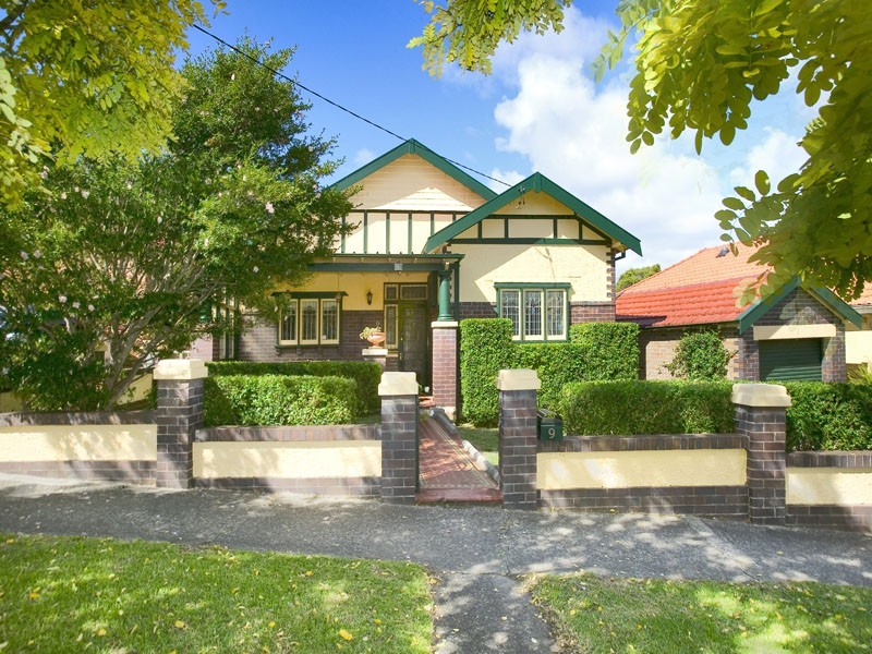 9 Allens Parade, Bondi Junction NSW 2022