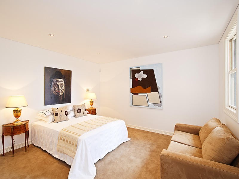 12A Trelawney Street, Woollahra NSW 2025