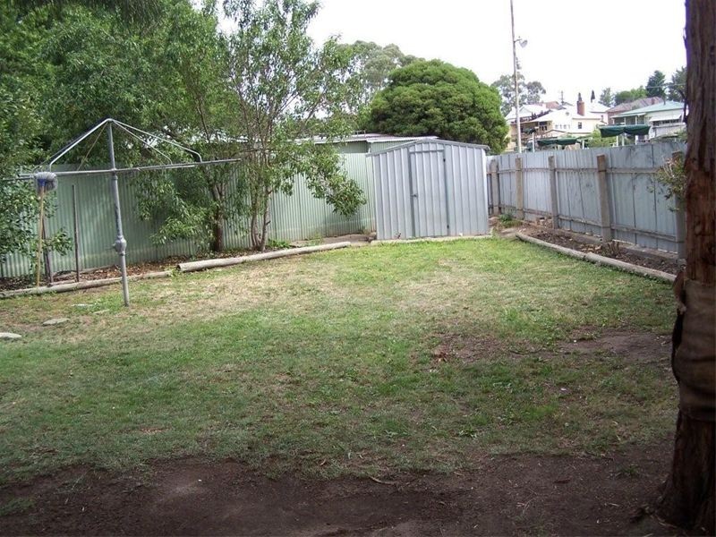 6 Adele Street, Yass NSW 2582