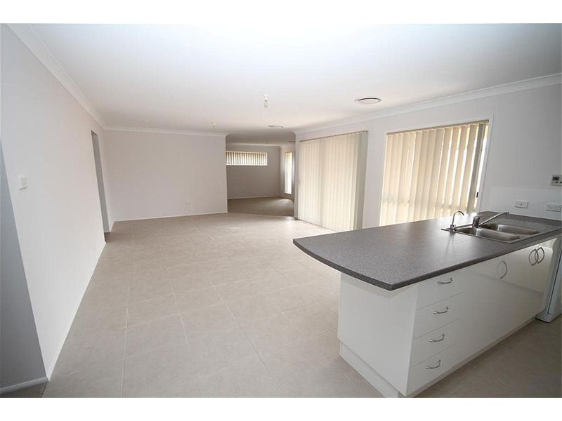 25 Discovery Drive, Yass NSW 2582