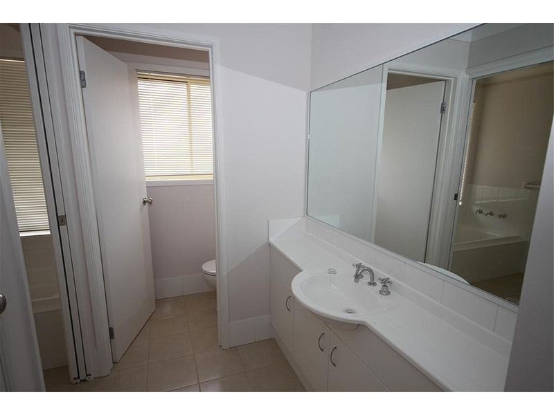 25 Discovery Drive, Yass NSW 2582