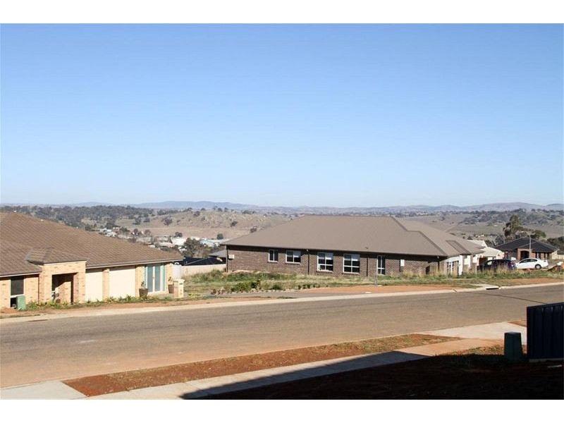 25 Discovery Drive, Yass NSW 2582