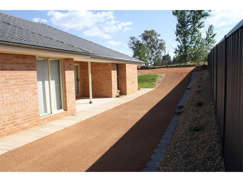 25 Discovery Drive, Yass NSW 2582