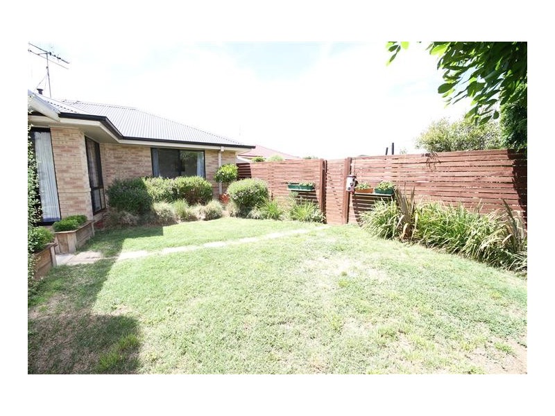 3 Nicholls Drive, Yass NSW 2582