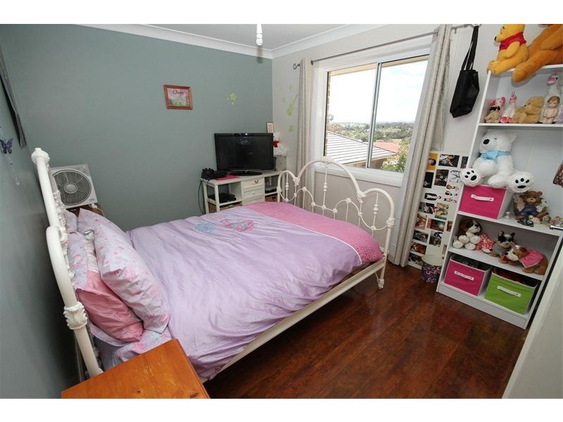 4 Clifton Place, Yass NSW 2582