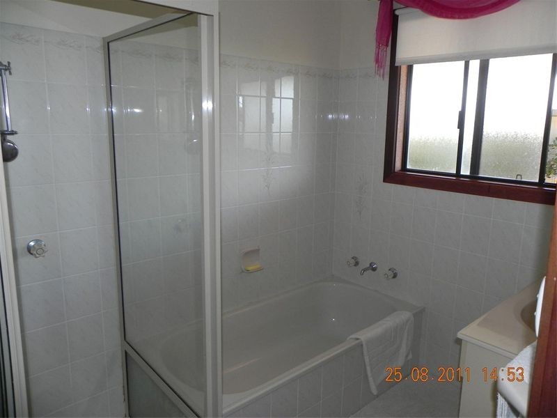 26 Caves Road, Wee Jasper NSW 2582