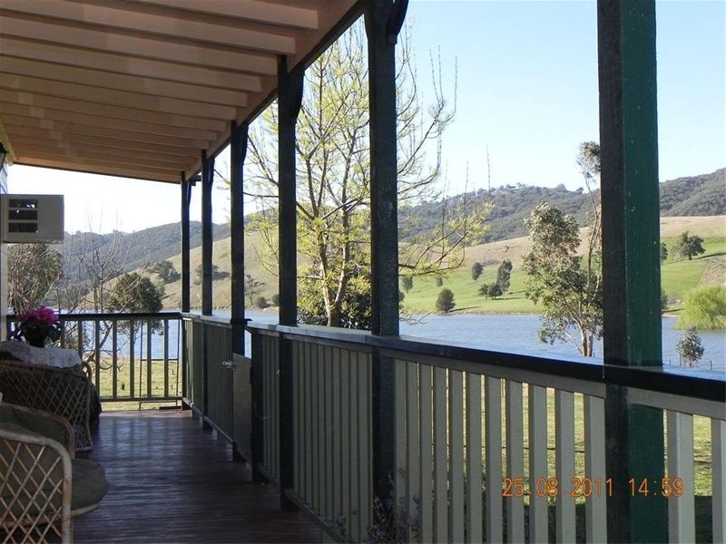 26 Caves Road, Wee Jasper NSW 2582