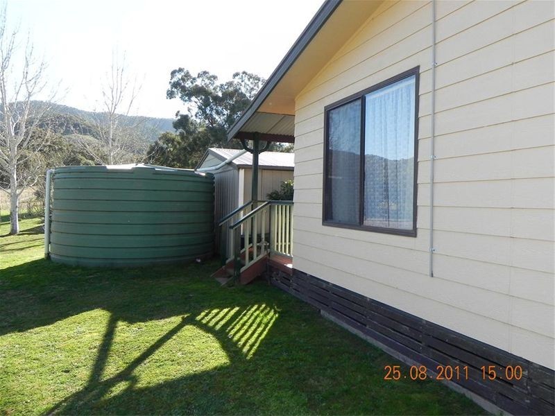 26 Caves Road, Wee Jasper NSW 2582