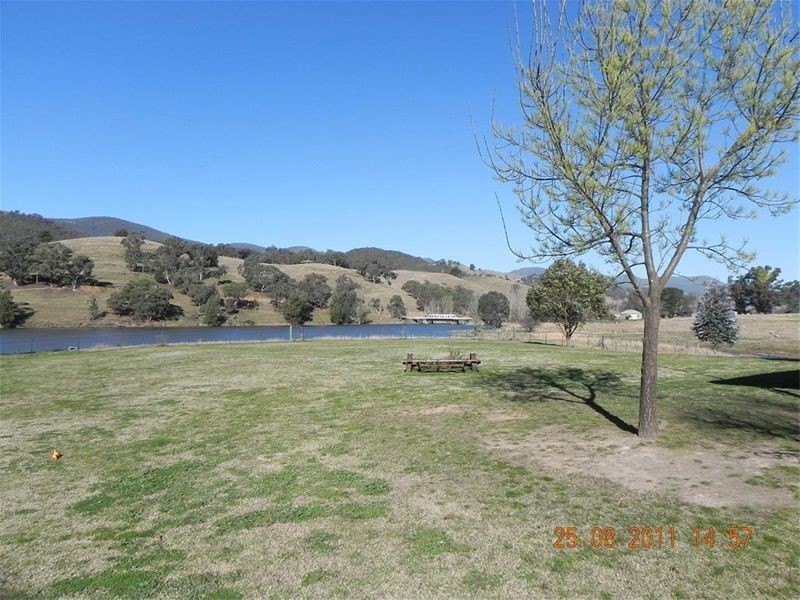 26 Caves Road, Wee Jasper NSW 2582