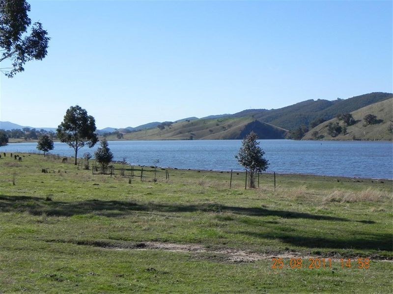 26 Caves Road, Wee Jasper NSW 2582