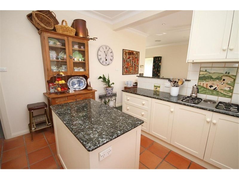 14 Olden Crescent, Yass NSW 2582