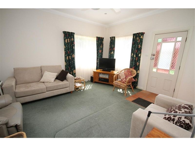 14 Olden Crescent, Yass NSW 2582