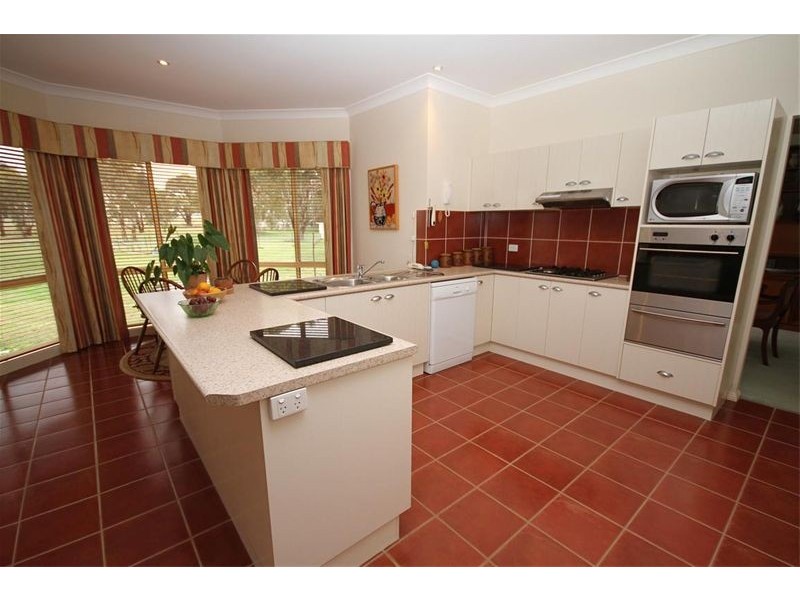 16 Vallencia Drive, Murrumbateman NSW 2582