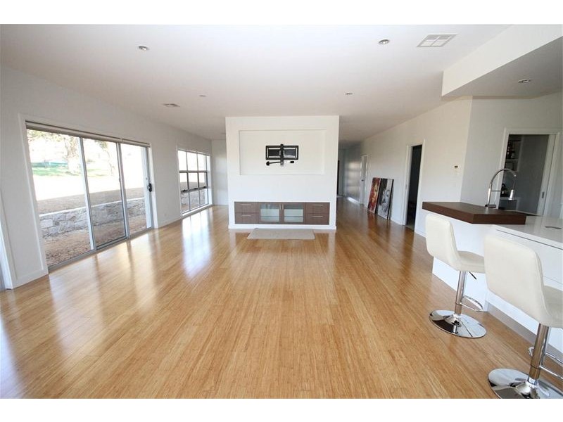 9 Burgess Place, Yass NSW 2582