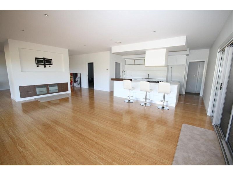 9 Burgess Place, Yass NSW 2582