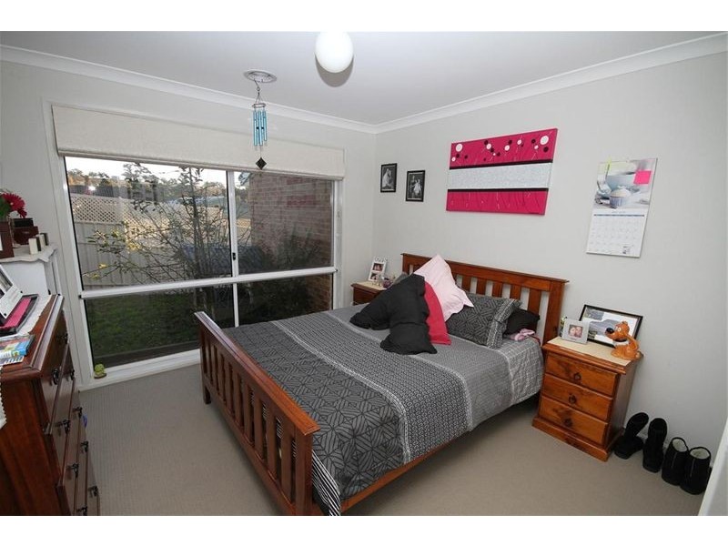 1/18 Julian Place, Yass NSW 2582