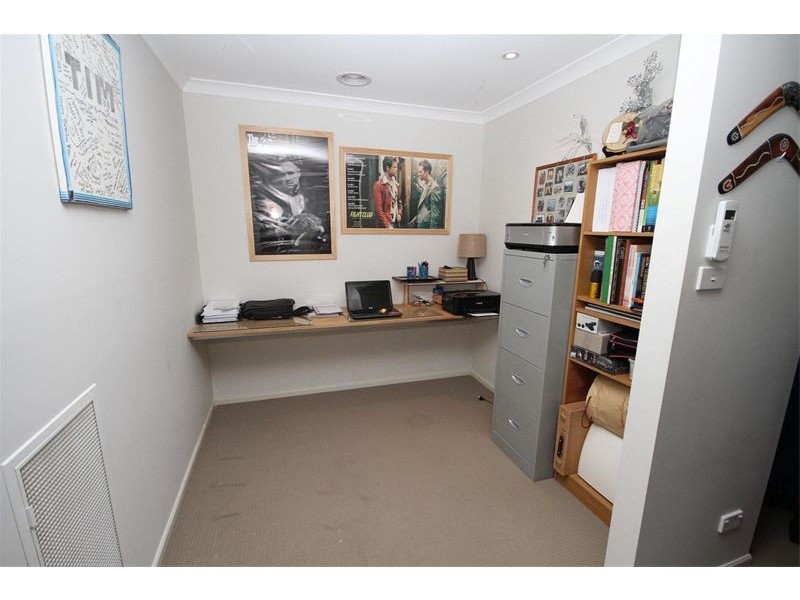 1/18 Julian Place, Yass NSW 2582